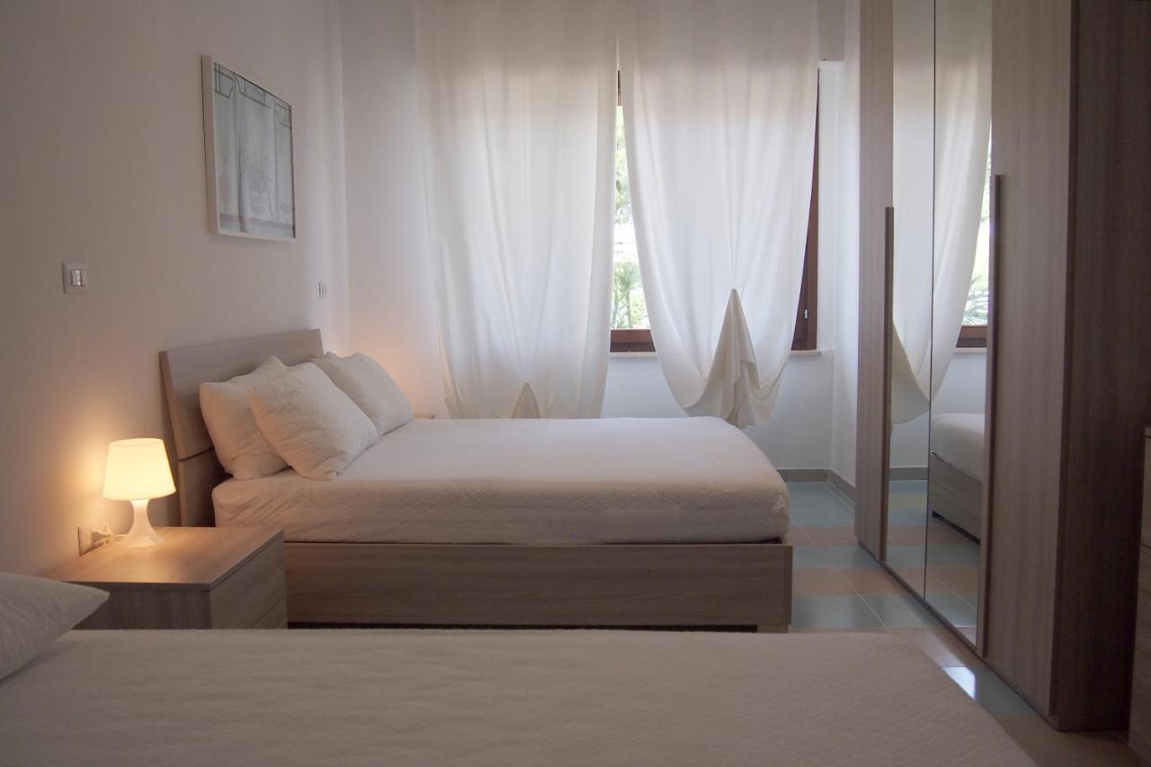 Le Rose Beach&Suites Martinsicuro Extérieur photo